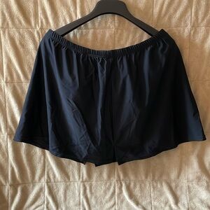 Croft & Bartow swim skirt-black.